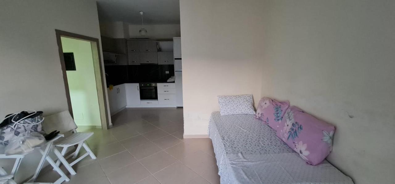 Saranda City Center & Beach Apartament 2 Bed Room Exterior photo