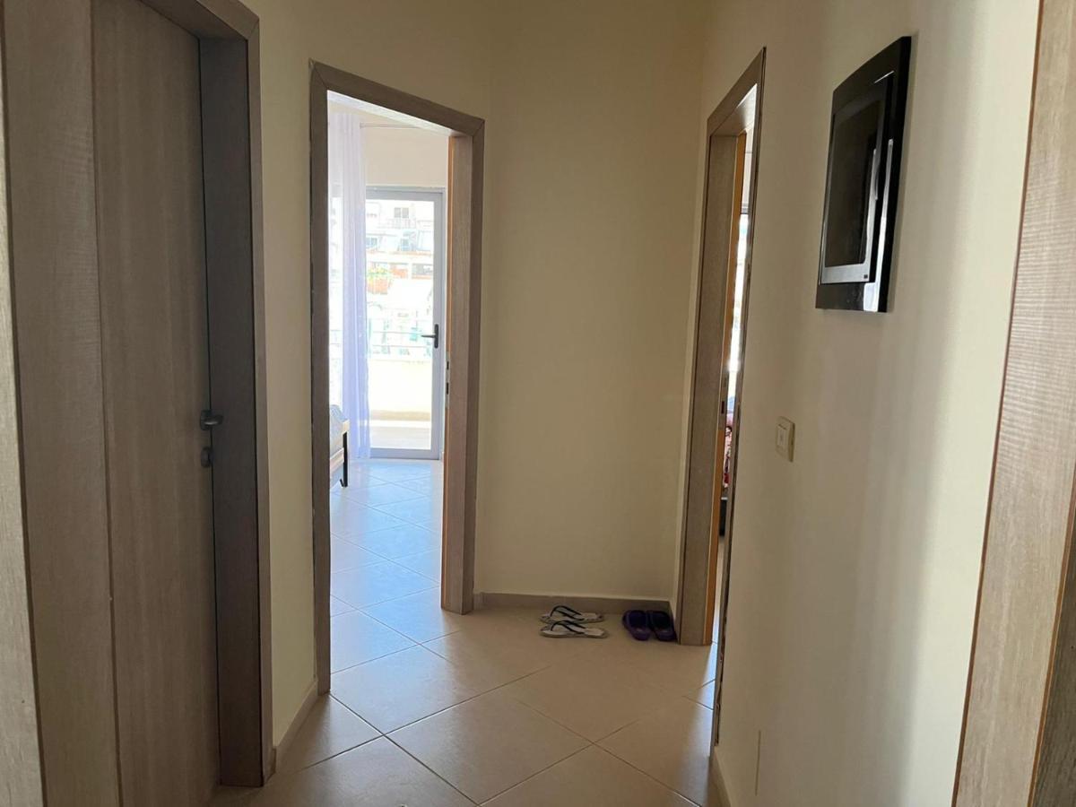 Saranda City Center & Beach Apartament 2 Bed Room Exterior photo